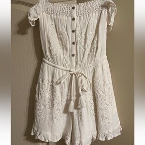 Cream coloured American Eagle off the shoulder romper • Size small • $35